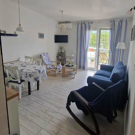 In - Insel Krk 13416 Šilo